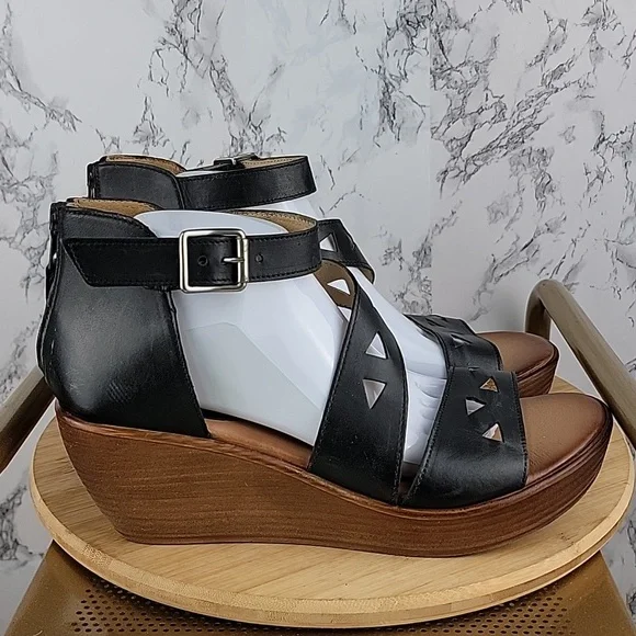 Miz Mooz Womens "Spicy" Leather Cut-Out Strappy Wedge Sandal Black Sz 42/10.5-11 - Picture 3 of 12